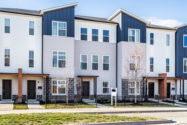 Photo - 2907 Kirkbride Way