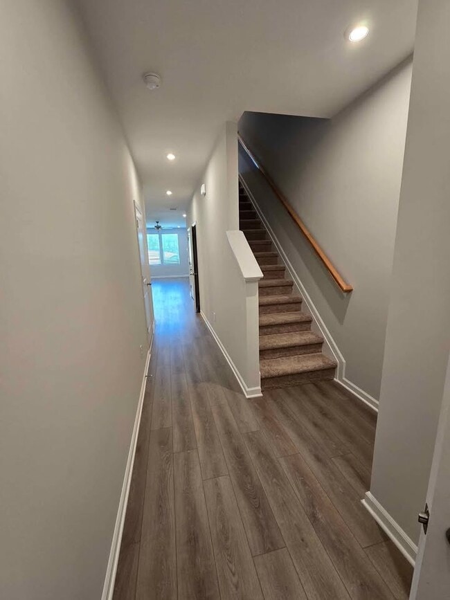 Photo - 109 Park Ridge Cir Townhome
