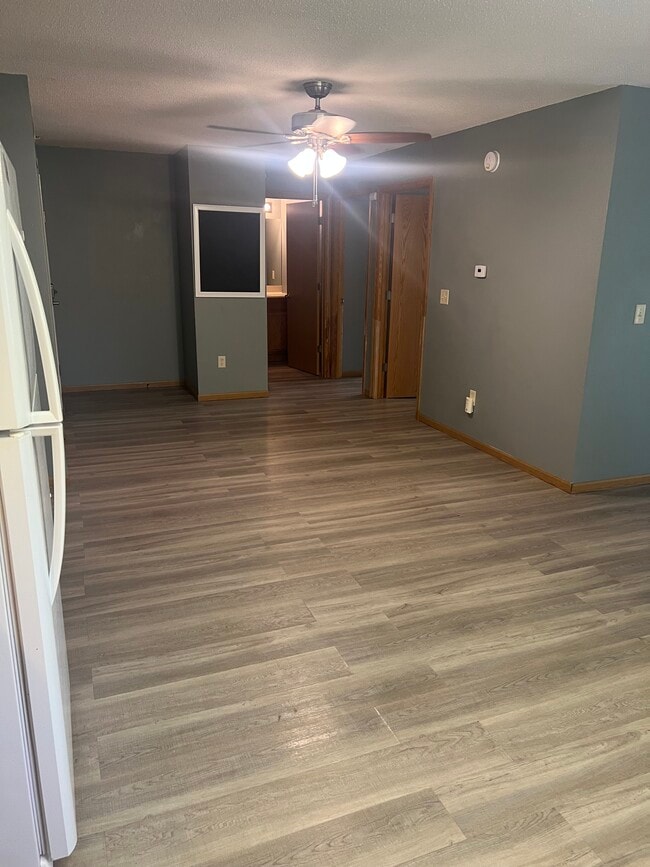 431 Central AVE W