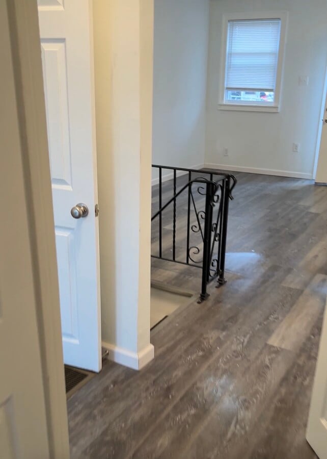 Photo - 1011 Barker Rd