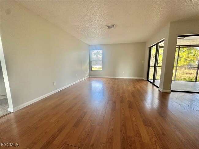 Photo - 221 SW 34th Terrace