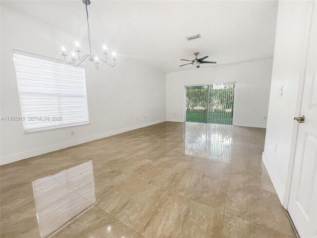 Photo - 4921 SW 140th Terrace Unit 1