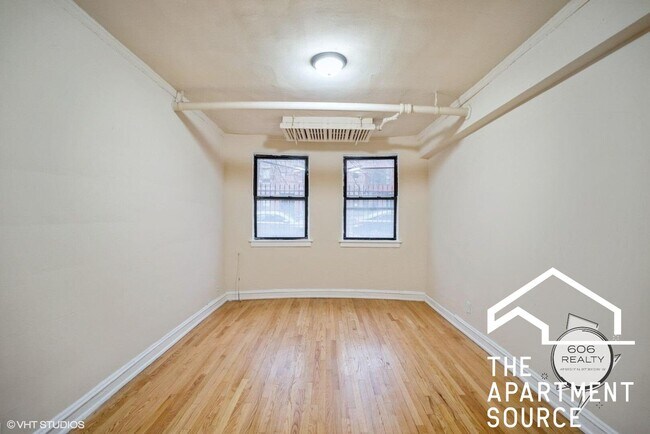 Photo - 5250 S Drexel Ave Unit 5250 South Drexel Avenue