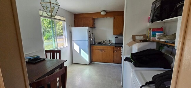 7725 Mcallister Rd Unit B