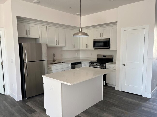 Photo - 2104 E Columbus Dr Unit 301