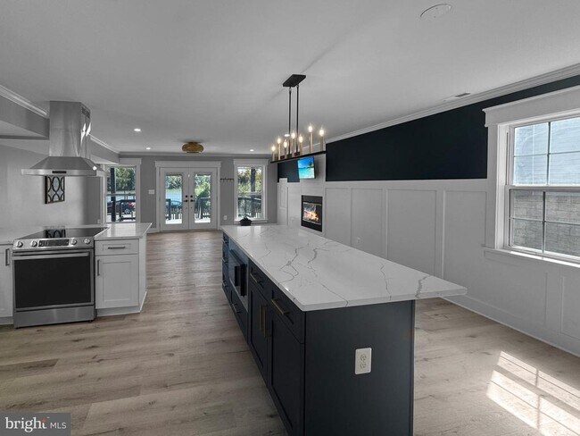 Photo - 5946 2nd St