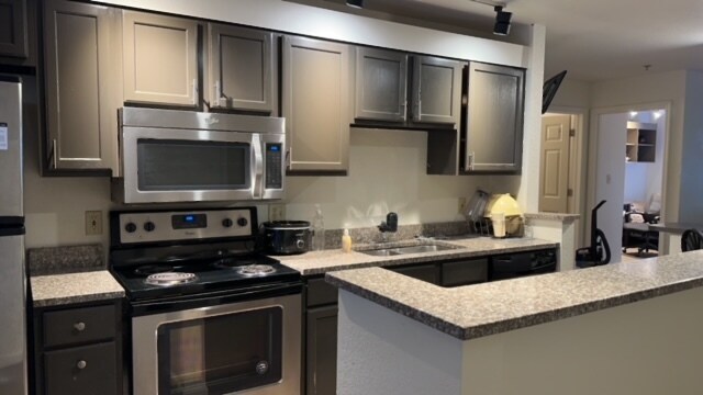 Photo - 508 E John St Unit 118