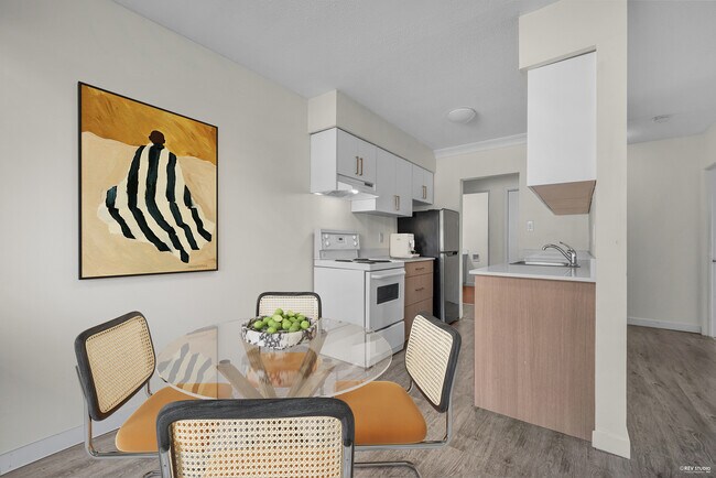 Photo - 201 Laval St Unit 211