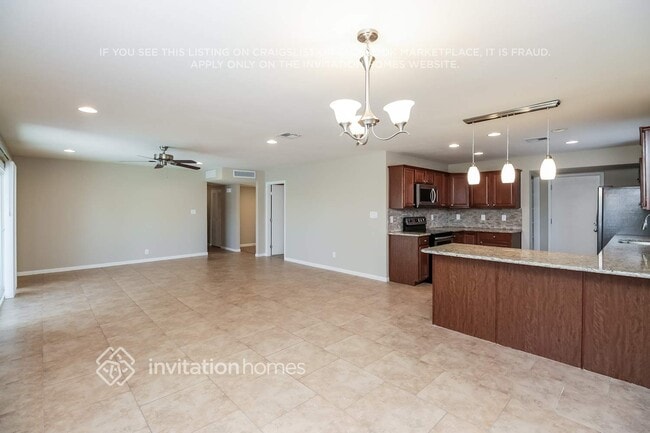 Photo - 1821 E La Donna Dr