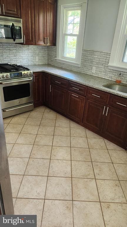 Photo - 2114 Kenmore Ave