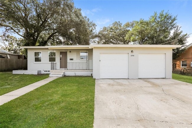 Building Photo - 6908 Ambassador Dr