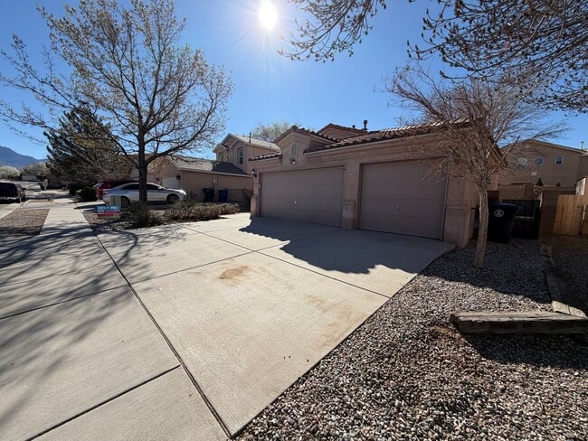 Photo - 3 Bedroom Home Near Louisiana Blvd NE & Paseo Del Norte Blvd NE!