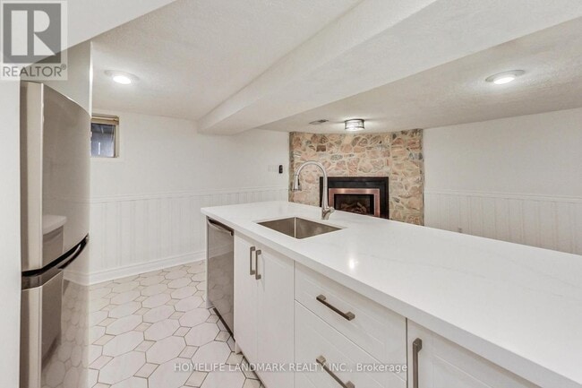 Photo - 40 Tiago Ave