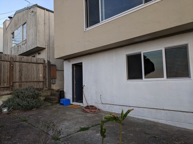 Photo - 182 Ardendale Dr Unit Furnished studio with view