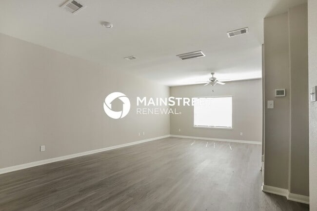 Photo - 5 Bedroom Pet-Friendly Home in Magnolia, TX with Main Street Renewal