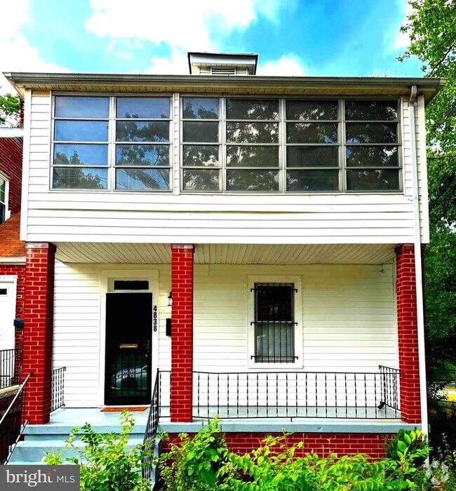 Building Photo - 4838 Sheriff Rd NE Rental