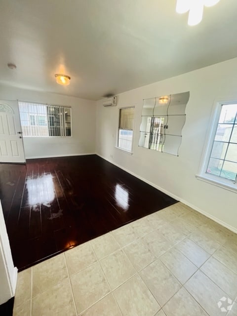 Building Photo - 6725 Vineland Ave Rental