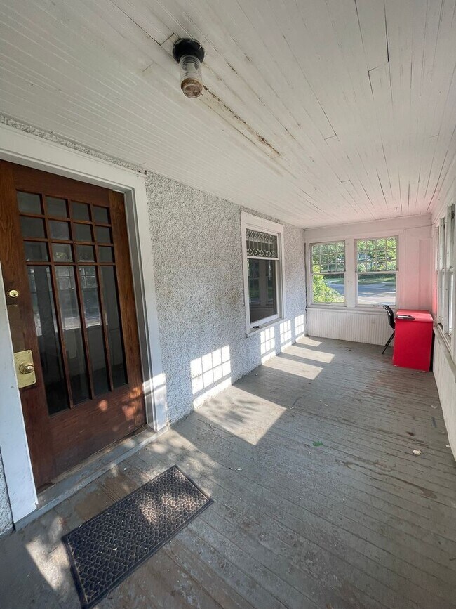 1116 Packard St Unit Rooms