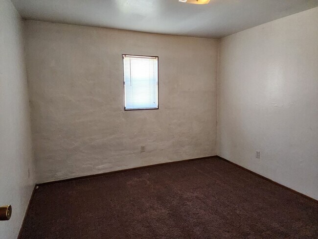 Photo - 16 Twin Sisters Crk Rd