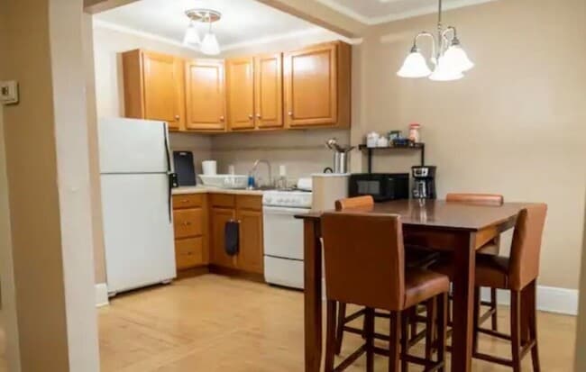 Photo - 5171 N Elkhart Ave