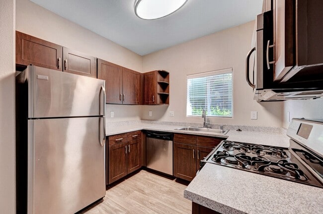 Horizon Ridge Apartments