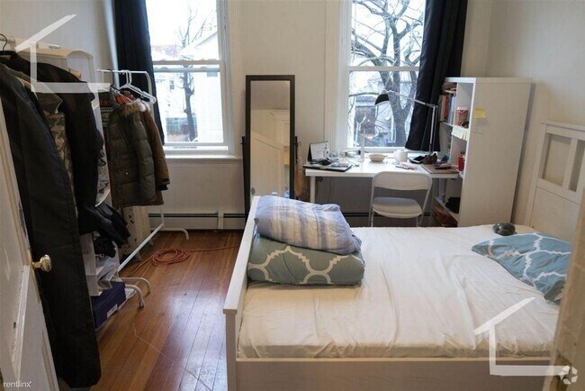 Building Photo - Unique BU Apartment
