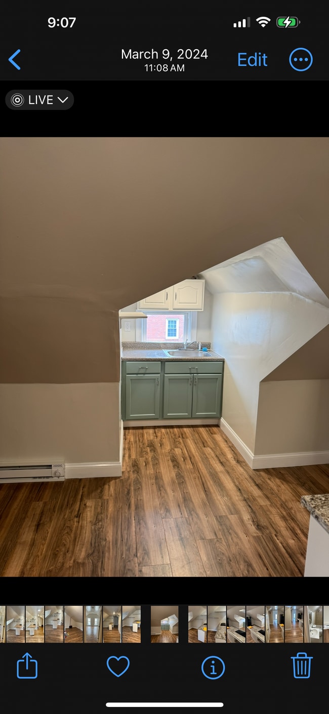 No se admiten mascotas - 15 Monticello St Unidad B