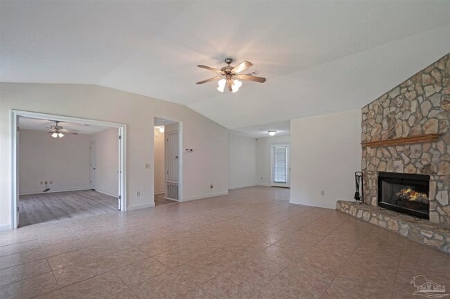 Photo - 1301 Elliott St