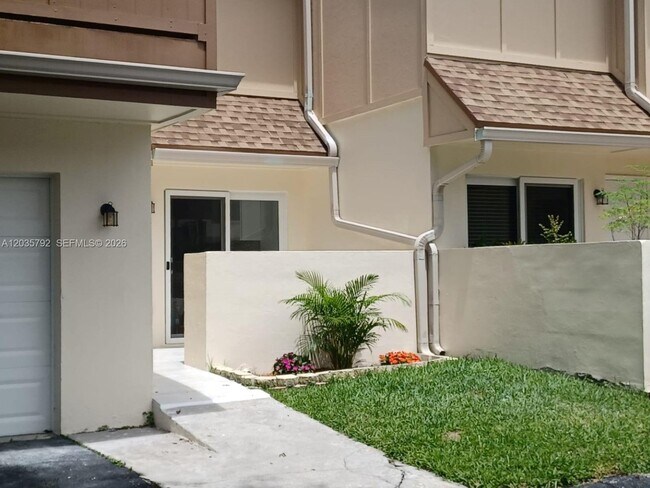 Photo - 843 NW 81st Ave