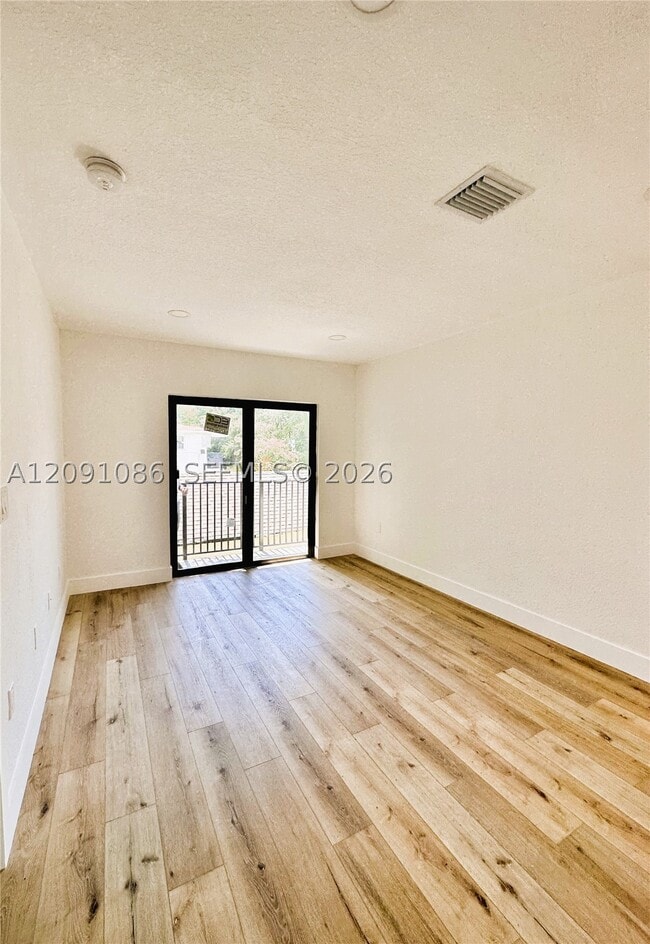1278 SW 2nd St Unit 4