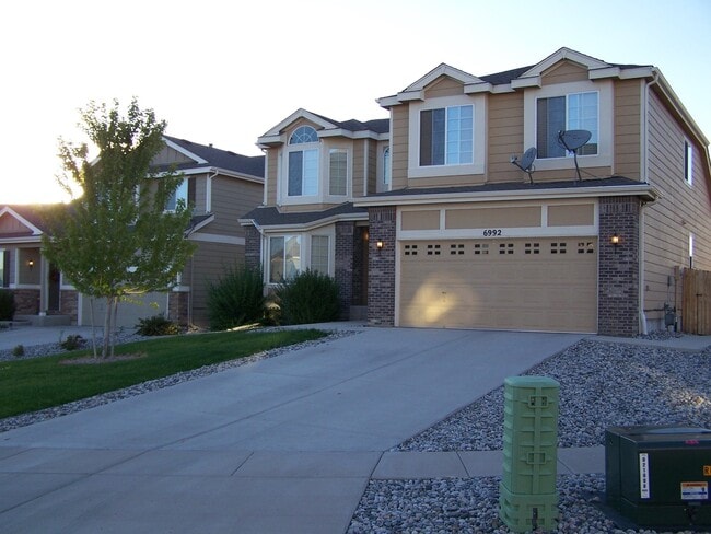 Beautiful 4 Bed 2.5 Bath + High Quality Up... - Beautiful 4 Bed 2.5 Bath + High Quality Up... House