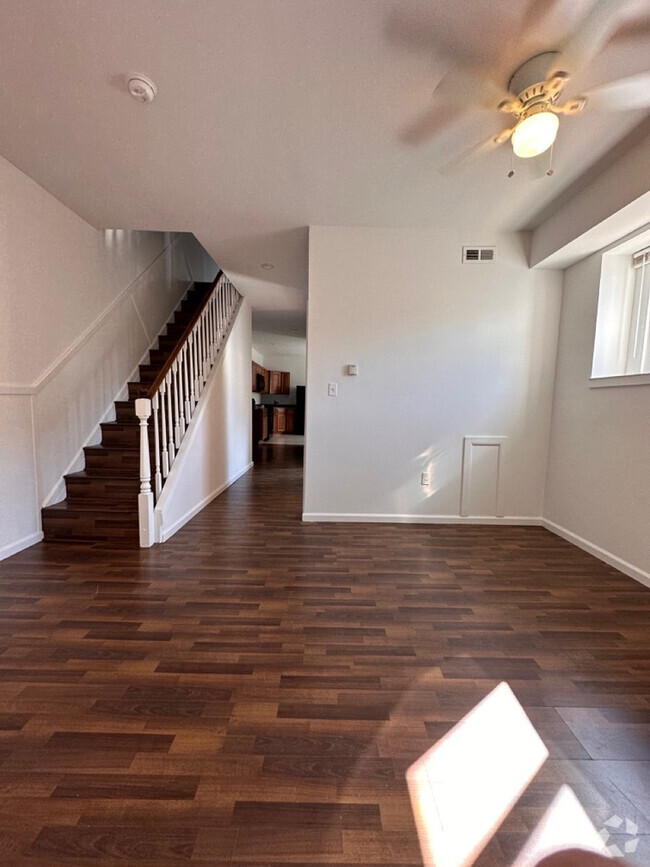 Building Photo - 5651 E Wister St Rental