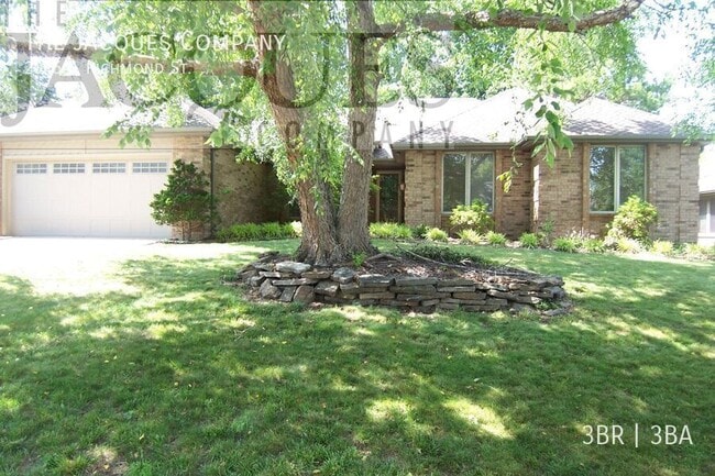 Photo - 2045 E Richmond St