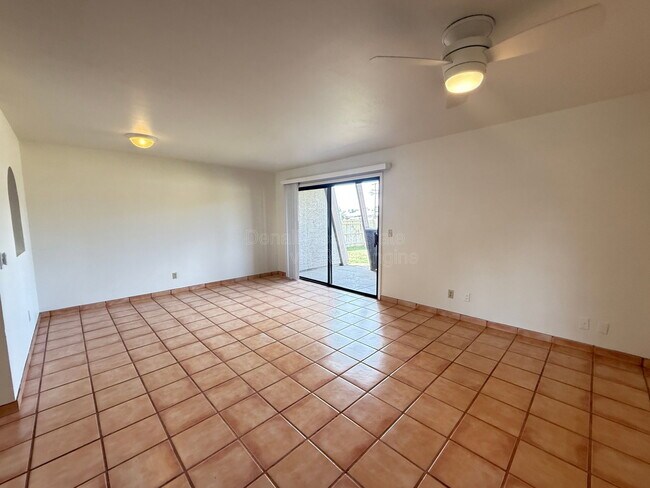 Photo - 611 W 13th St