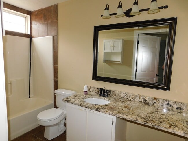 Photo - 535 3rd Loop Rd