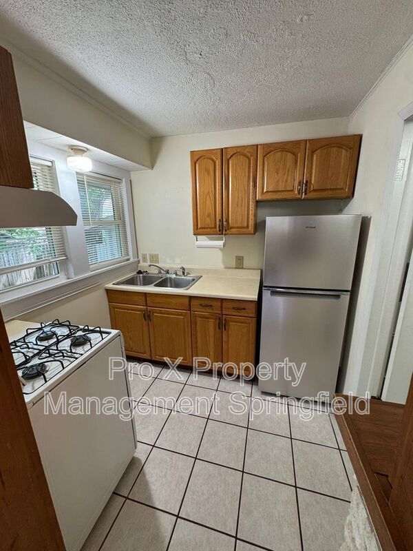 Photo - 2533 E Cherry St Unit B