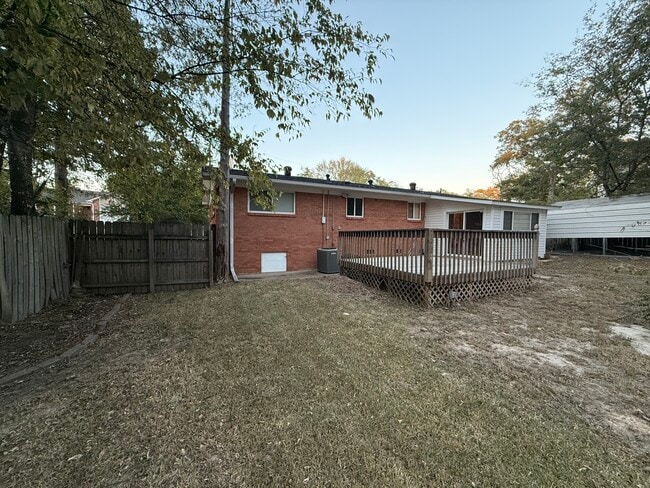 Photo - 505 Jerome St