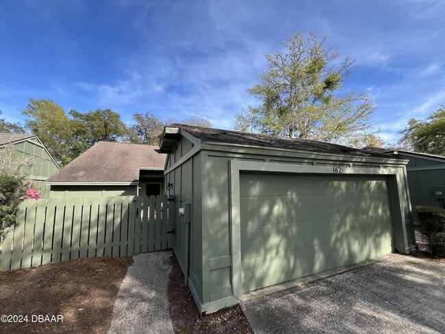 Building Photo - 162 Pine Cone Trail