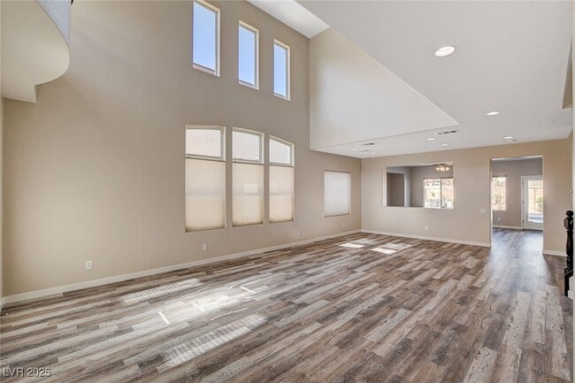 Photo - 2536 Sturrock Dr