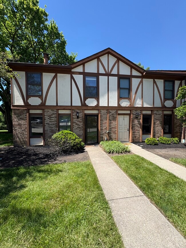 Building Photo - 7977 Tall Timbers Dr