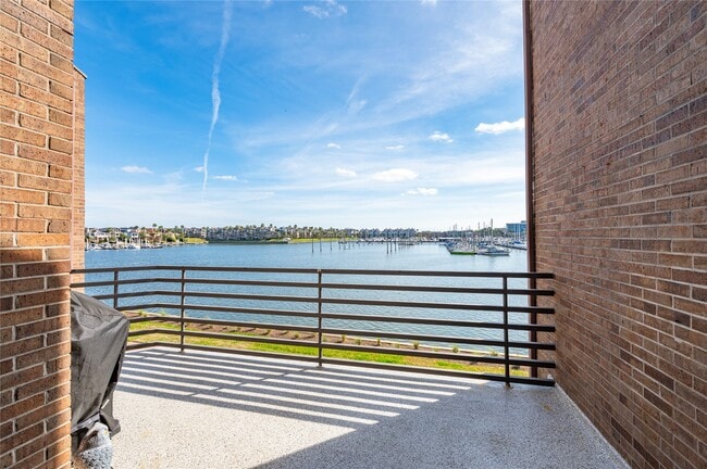 Photo - 1801 Enterprise Ave