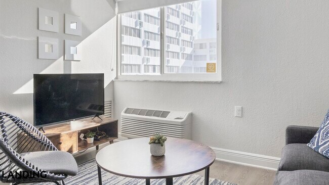 305 Dr. M.L.K. Jr St S Unit 938