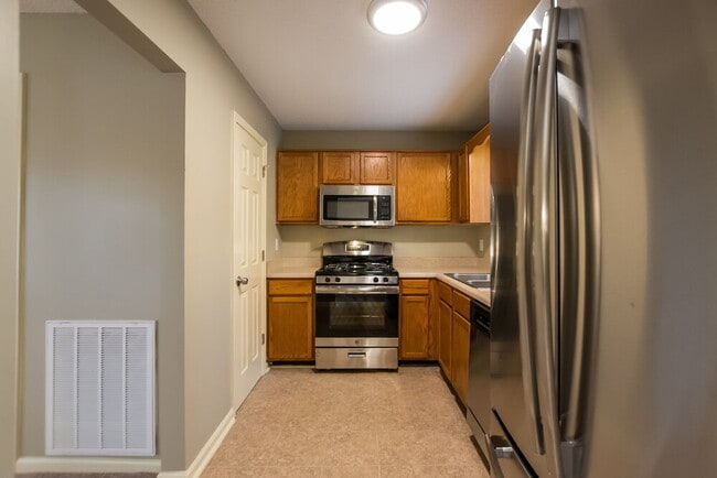 Photo - 414 Ivy Crest Dr