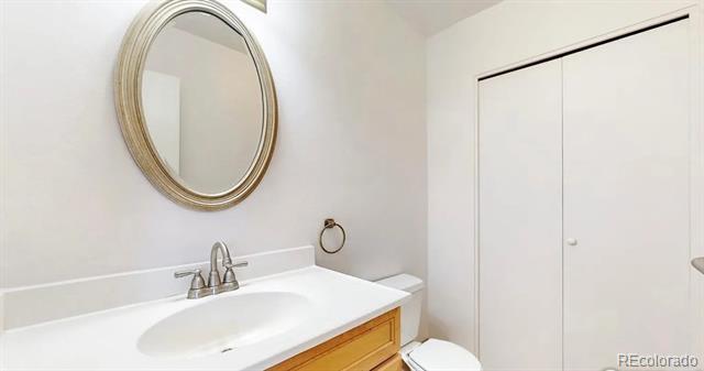 Photo - 223 Holman Way