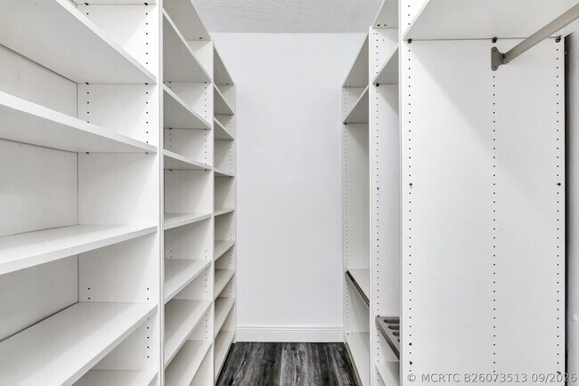 6372 Boca Cir