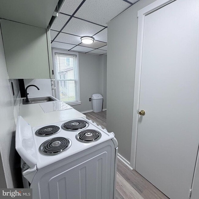 Photo - 980 Scotland Ave Unit DOWNSTAIRS