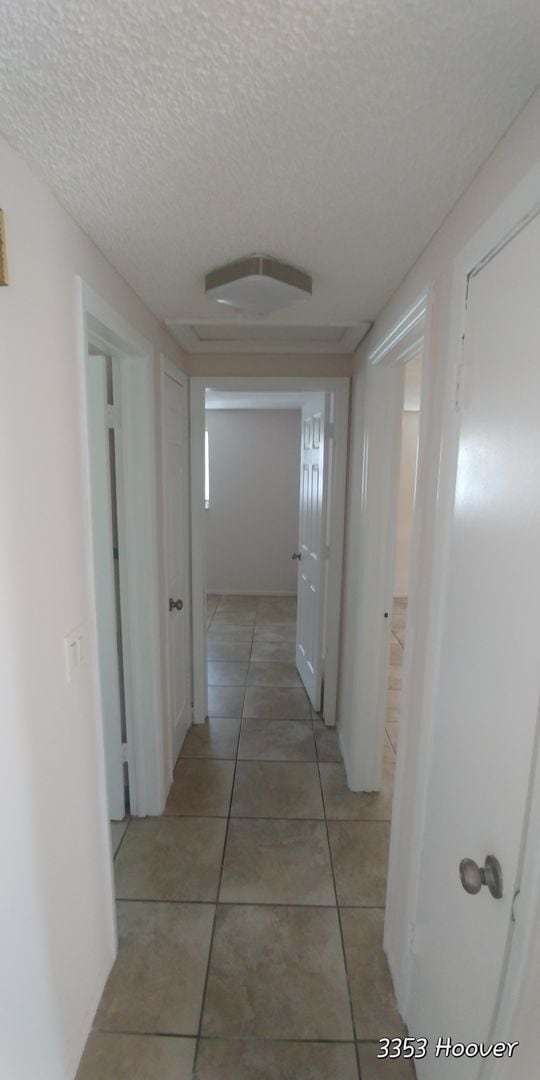 Photo - 2333 Roselawn Dr