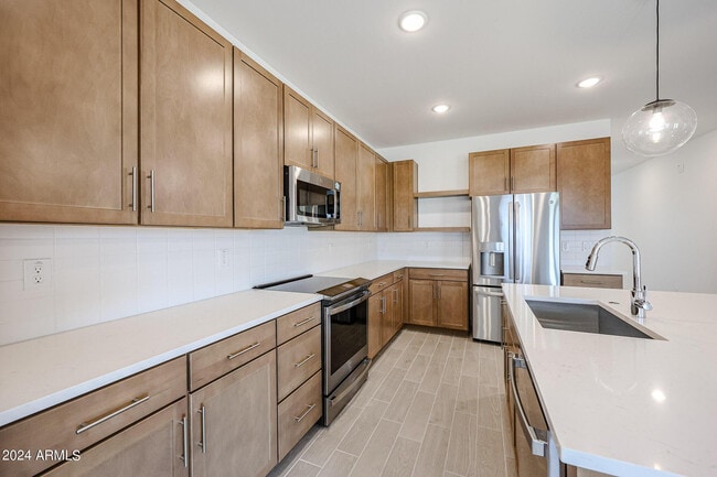 Photo - 7917 N 79th Ave