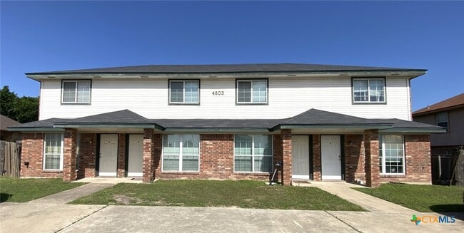 Building Photo - 4603 Hudson Dr Unit B