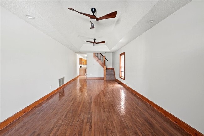 Photo - 1423-1423 S Meridian St Unidad 1423 S Meridian St